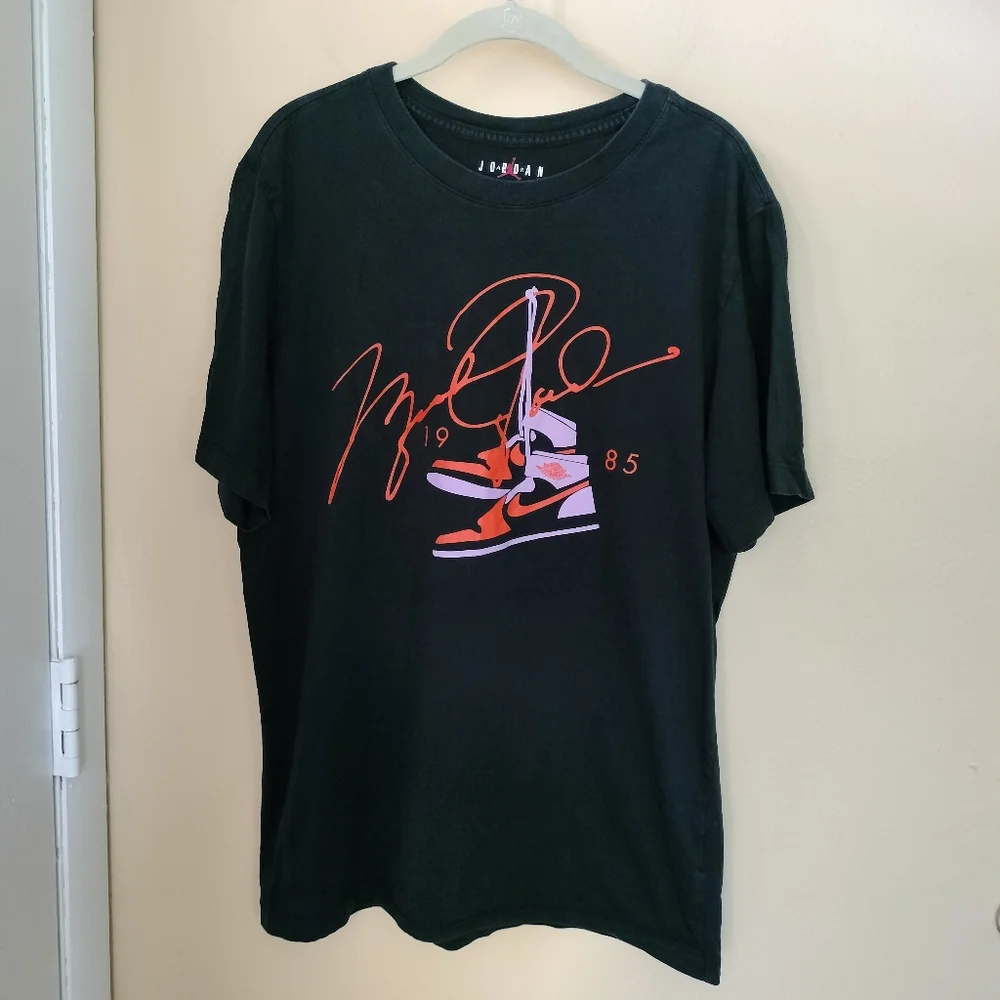 Nike Jordan mens Cotton Tee T-shirt black orange purple L Sneakers Streetwear